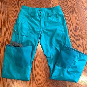 Patagonia Gore-Tex Snowbelle snow pants - Women’s Lg
